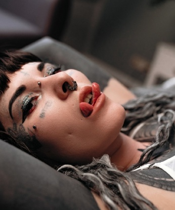 Проститутка Алиса